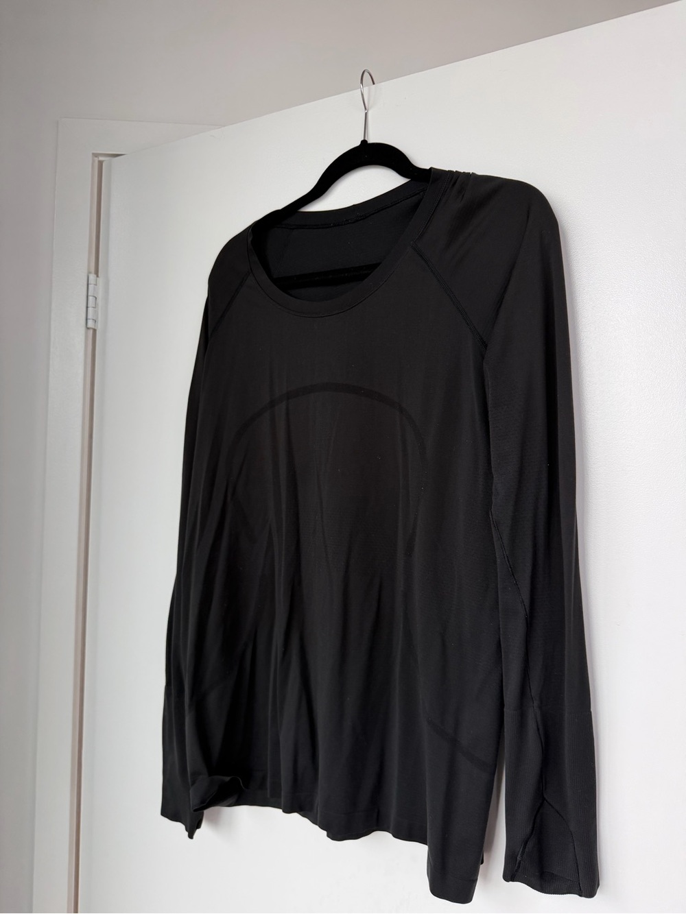Lululemon Black Long-Sleeve